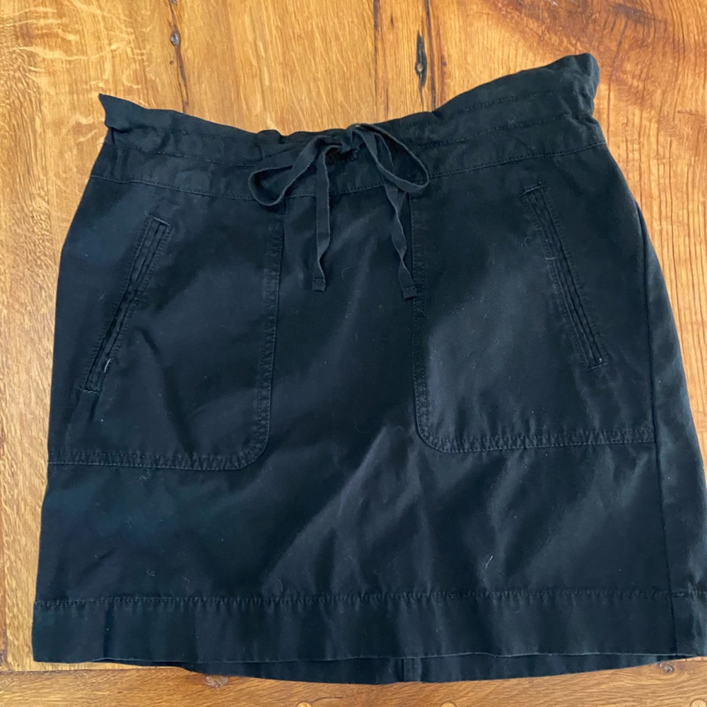 J. Crew Classic 100% Cotton Black Skirt, Ties at Waist, Pockets, Size 2
